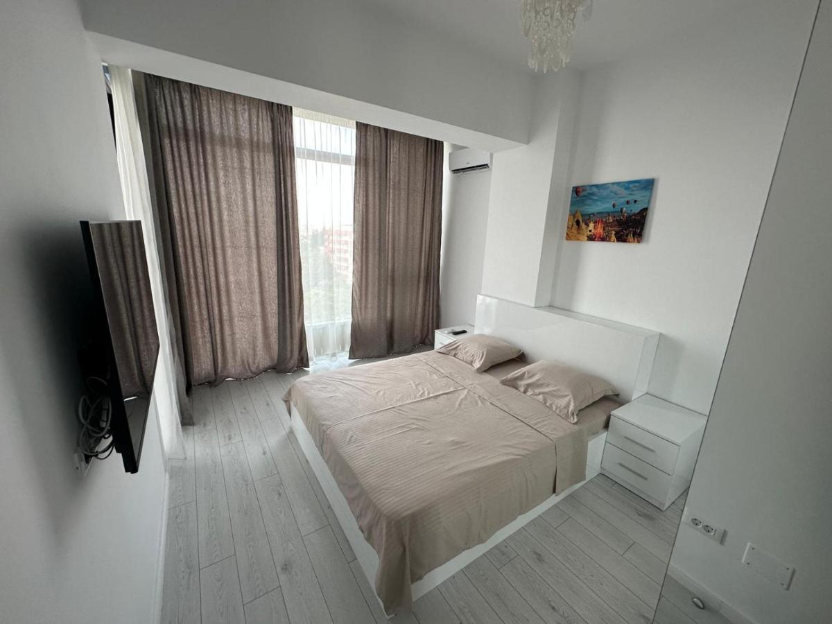 Giulia'S Home Bucharest Exterior photo